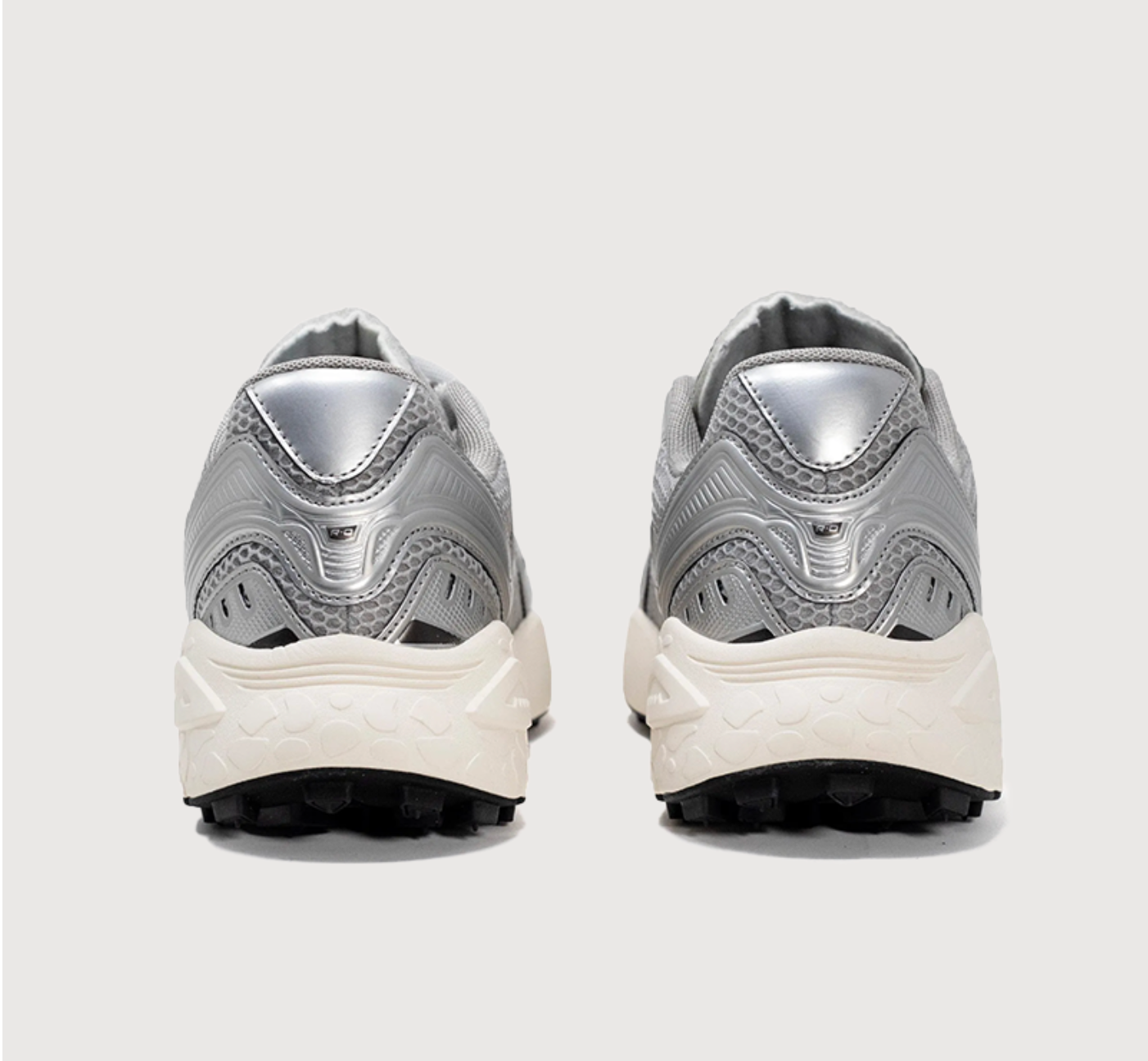 RUN OF <br> Baskets Metallica <br> Gris
