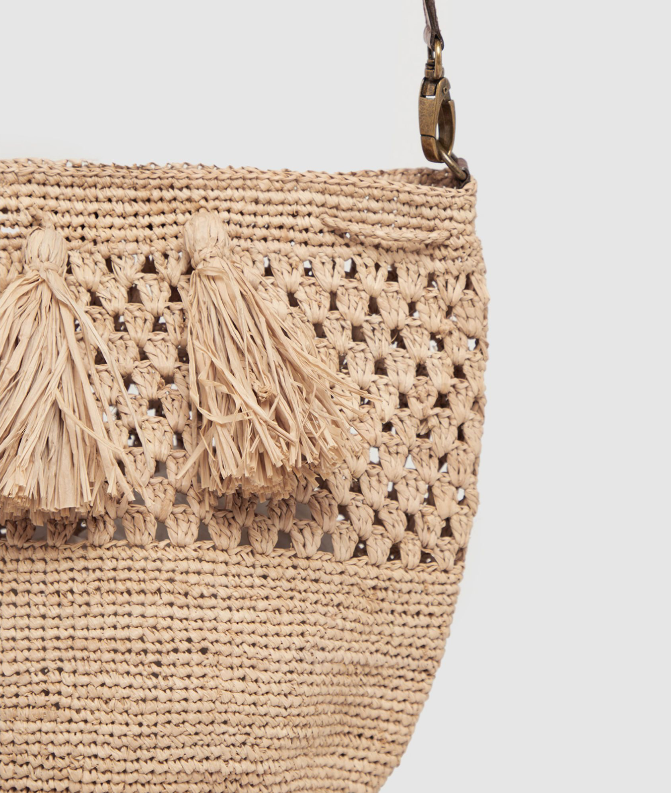 IBELIV <br>Sac Haingo <br> Raphia