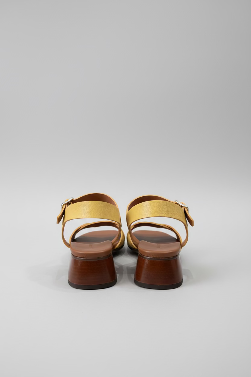 CHIE MIHARA <br> Sandale Tyka <br> Jaune