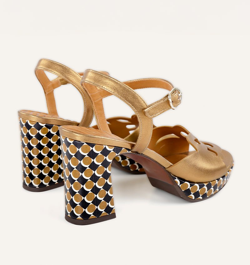 CHIE MIHARA <br> Sandal Kamada <br> Cuire Doré