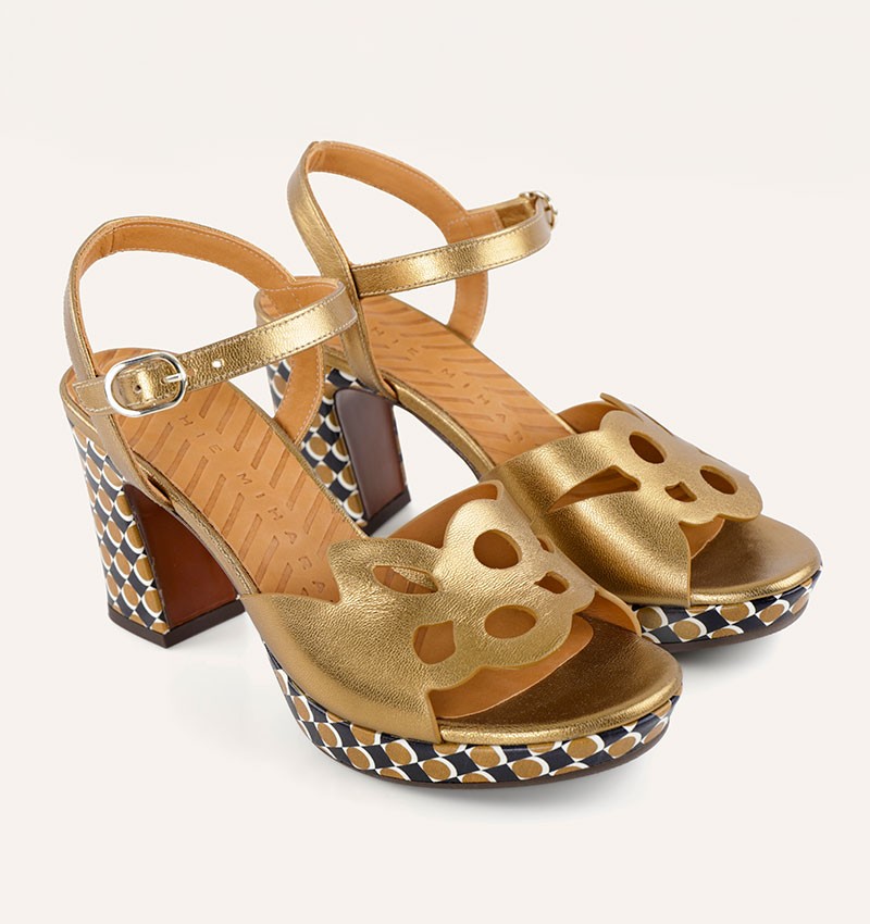 CHIE MIHARA <br> Sandal Kamada <br> Cuire Doré